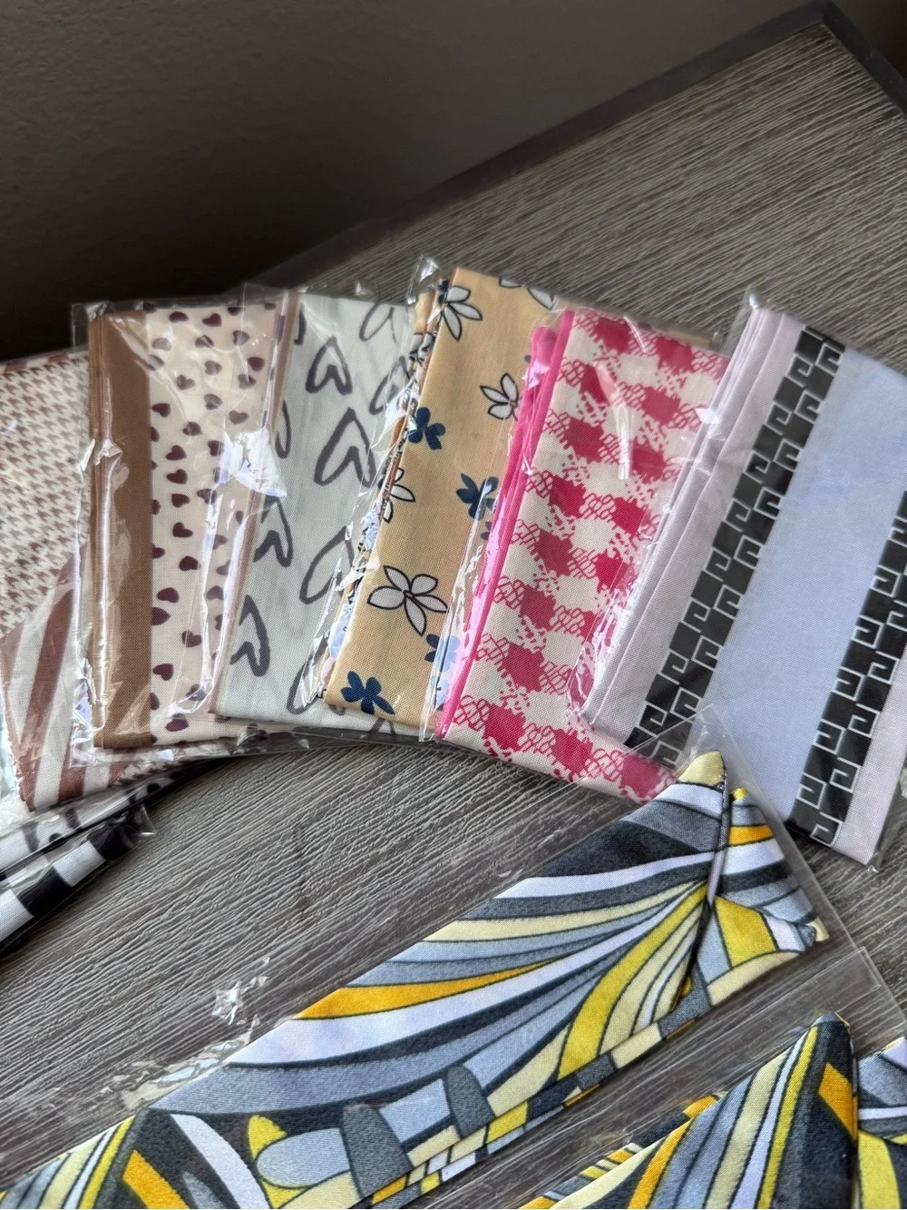 Twilly Scarf Set Multi Print for Purses or Neck. 11 included.